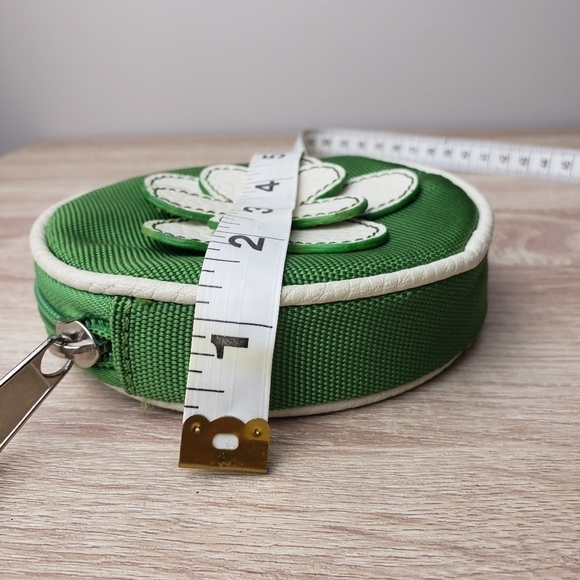 Tommy Hilfiger Round Flower Wristlet Mini Coin Purse - Picture 8 of 8